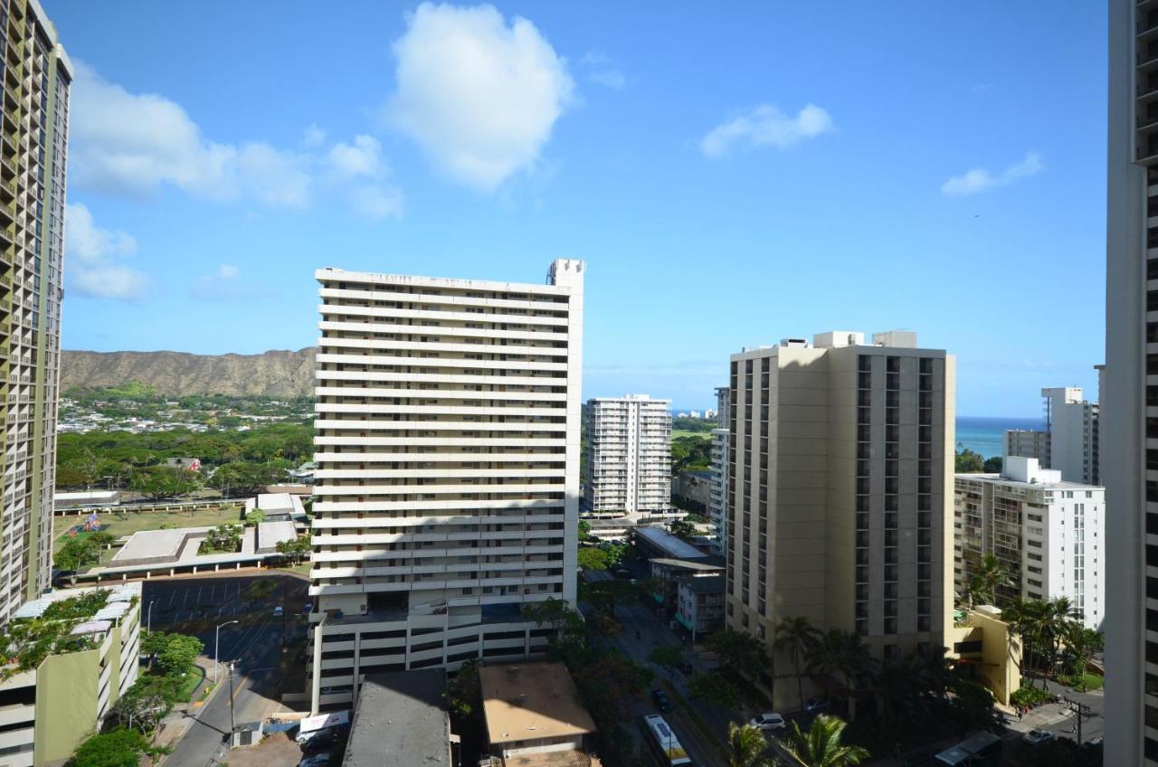 Waikiki Banyan 1909 Amazing Views And Just Steps To The Beach Villa Honolulu Exterior photo