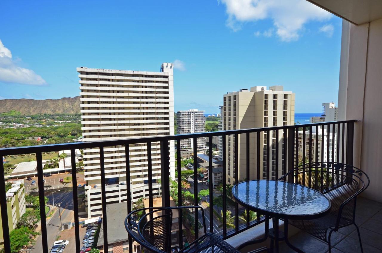 Waikiki Banyan 1909 Amazing Views And Just Steps To The Beach Villa Honolulu Exterior photo